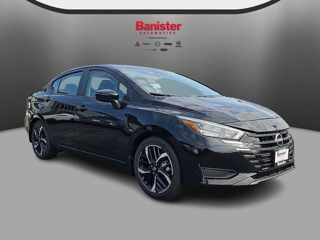 2025 Nissan Versa SR