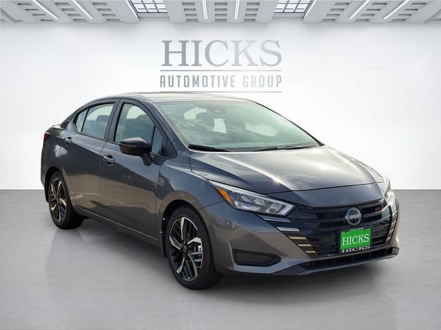 2025 Nissan Versa SR