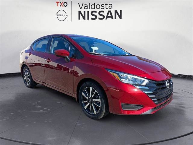 2025 Nissan Versa SR