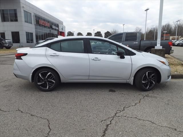 2025 Nissan Versa SR