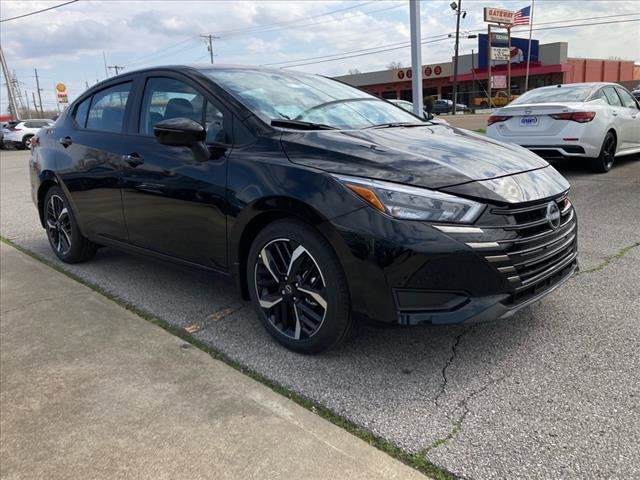 2025 Nissan Versa SR