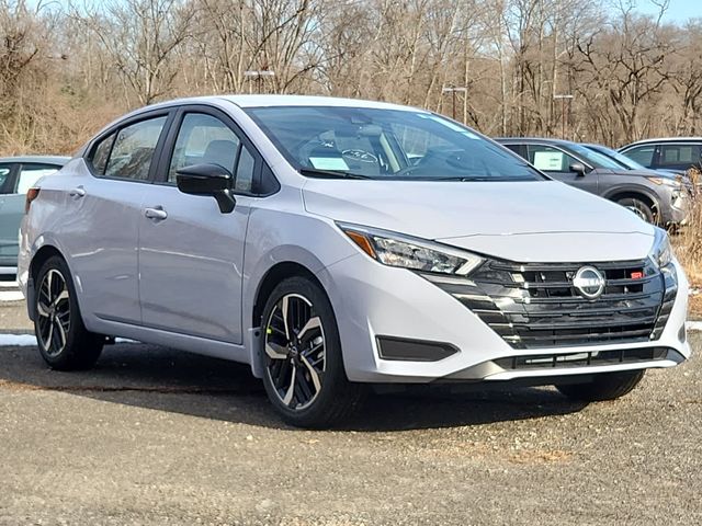 2025 Nissan Versa SR