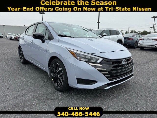 2025 Nissan Versa SR