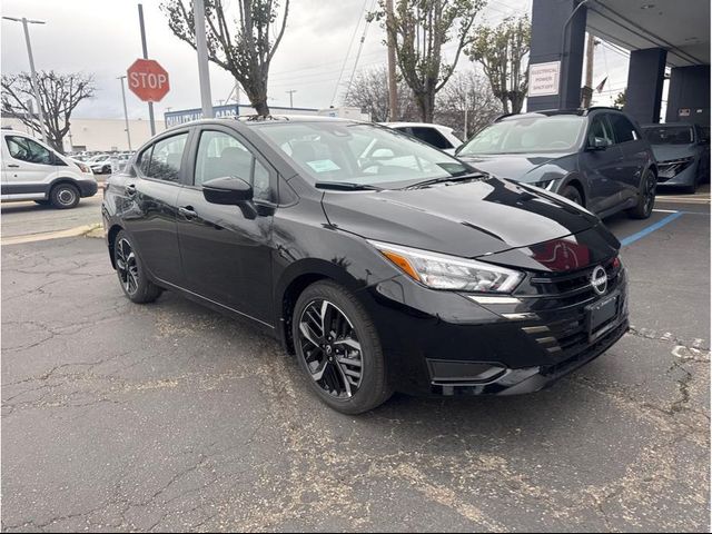 2025 Nissan Versa SR