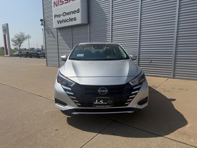 2025 Nissan Versa SV