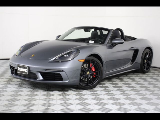 2025 Porsche 718 Boxster S