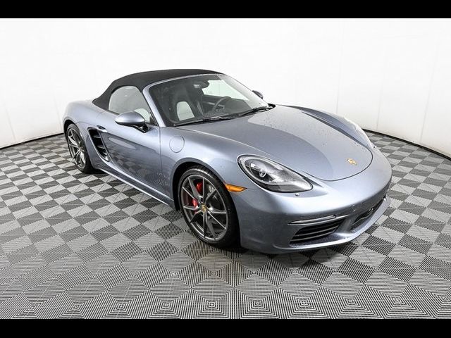 2025 Porsche 718 Boxster S