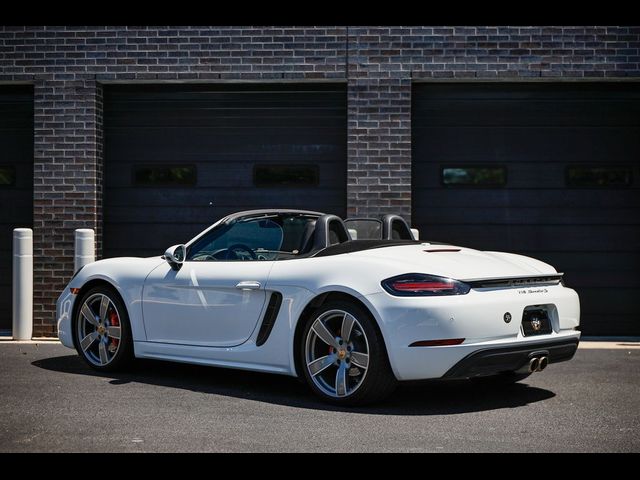 2025 Porsche 718 Boxster S
