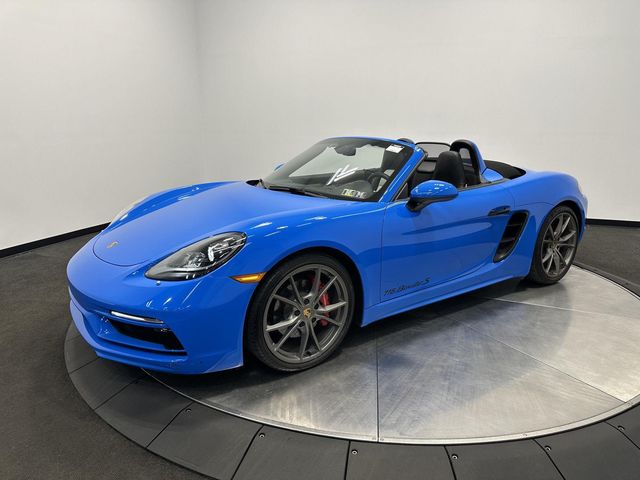 2025 Porsche 718 Boxster S