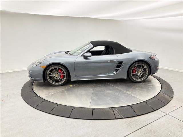 2025 Porsche 718 Boxster S