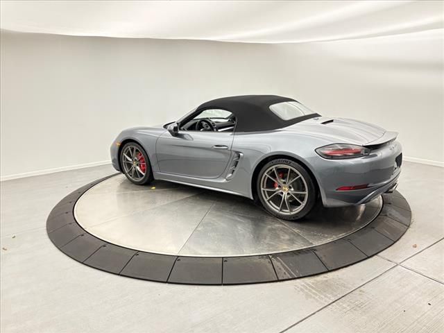 2025 Porsche 718 Boxster S