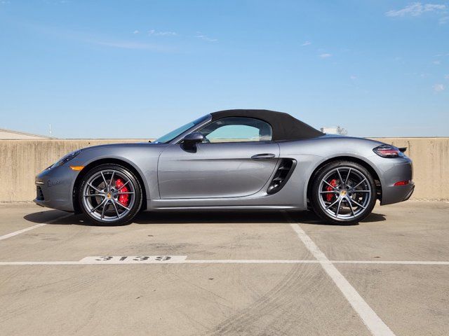 2025 Porsche 718 Boxster S