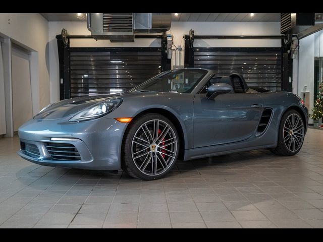 2025 Porsche 718 Boxster S