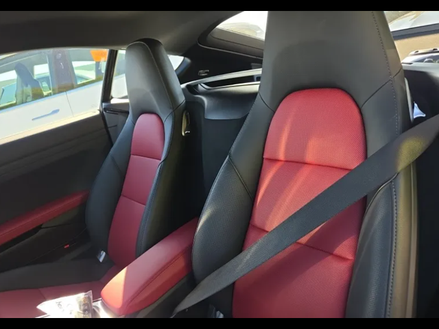 2025 Porsche 718 Cayman Base