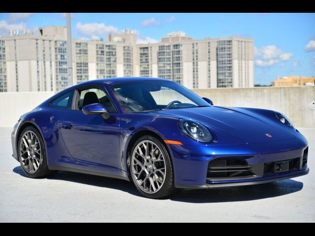 2025 Porsche 911 Carrera