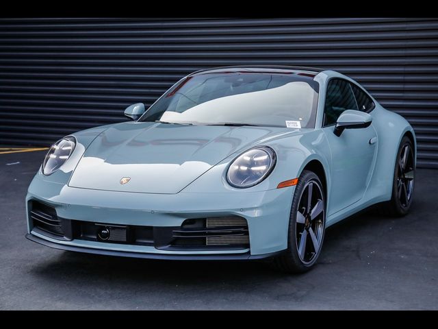 2025 Porsche 911 Carrera