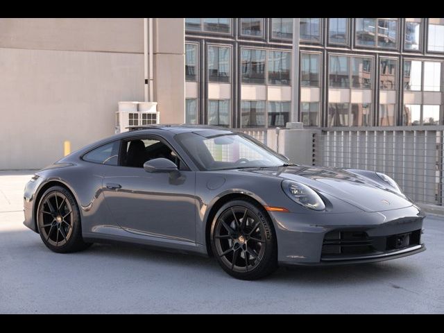 2025 Porsche 911 Carrera