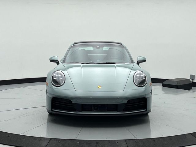 2025 Porsche 911 Carrera