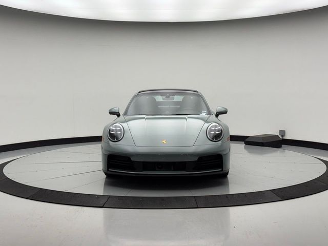 2025 Porsche 911 Carrera