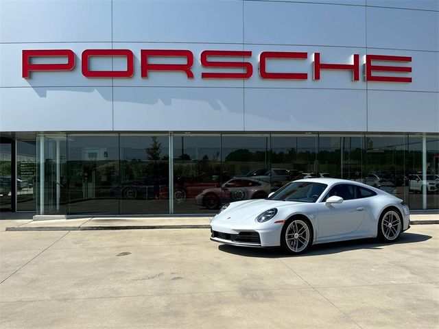 2025 Porsche 911 Carrera