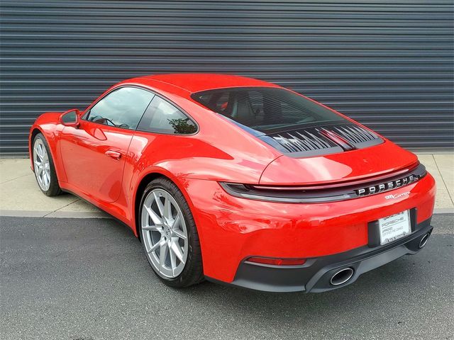 2025 Porsche 911 Carrera