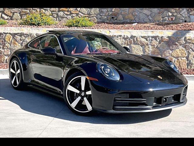 2025 Porsche 911 Carrera