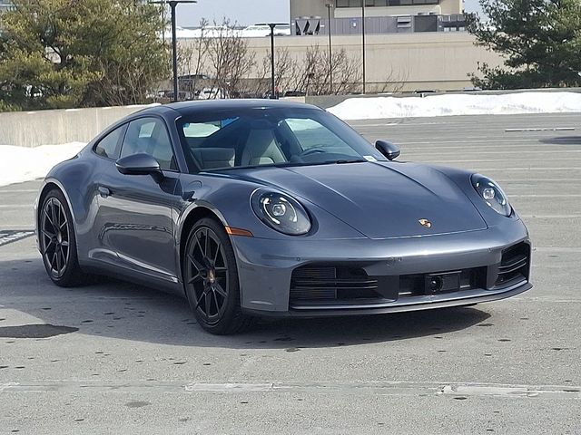 2025 Porsche 911 Carrera