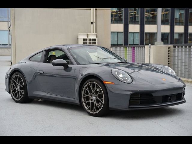 2025 Porsche 911 Carrera