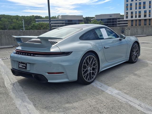 2025 Porsche 911 Carrera