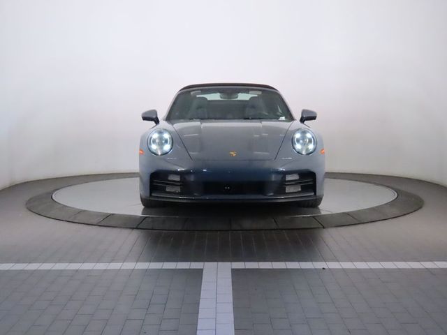 2025 Porsche 911 Carrera