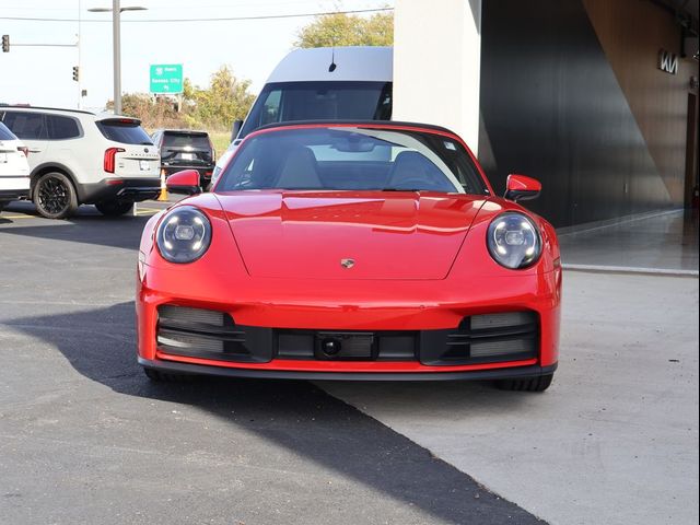 2025 Porsche 911 Carrera