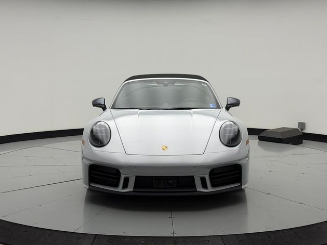 2025 Porsche 911 Carrera