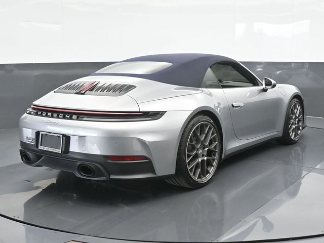 2025 Porsche 911 Carrera