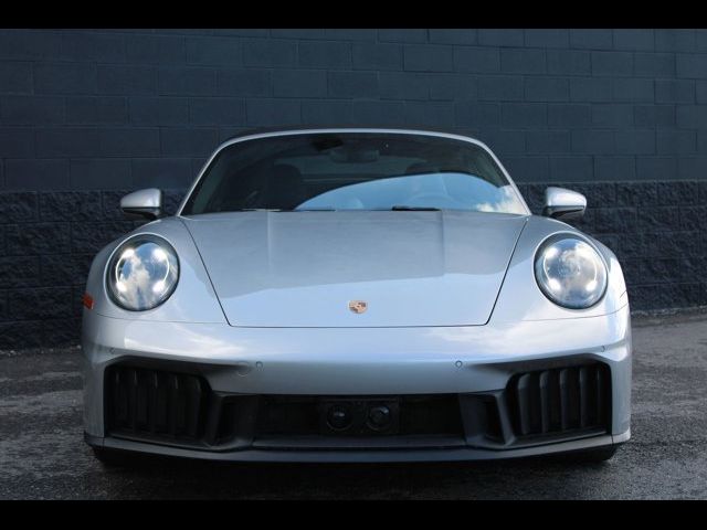 2025 Porsche 911 Carrera GTS