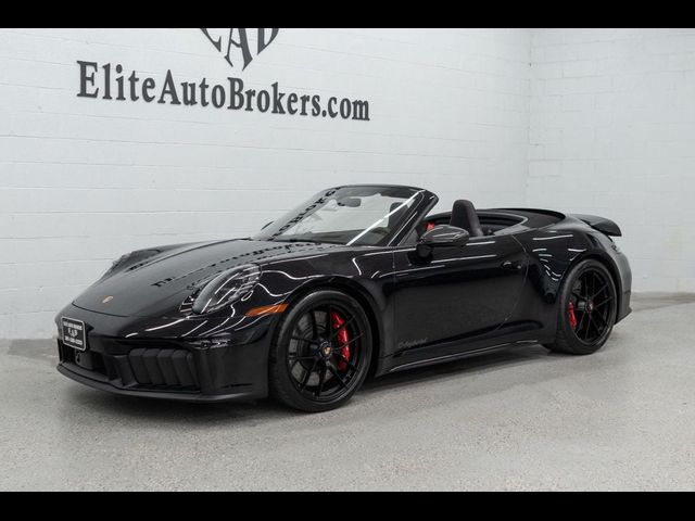 2025 Porsche 911 Carrera 4 GTS