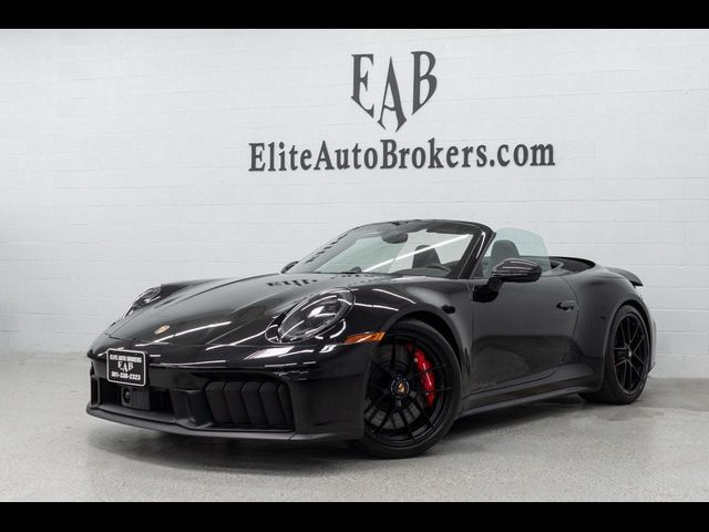 2025 Porsche 911 Carrera 4 GTS