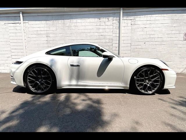 2025 Porsche 911 Carrera S