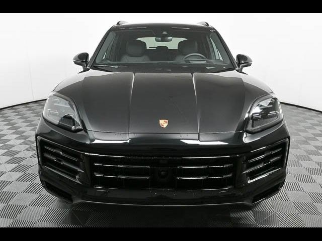 2025 Porsche Cayenne Base