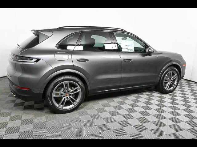 2025 Porsche Cayenne Base