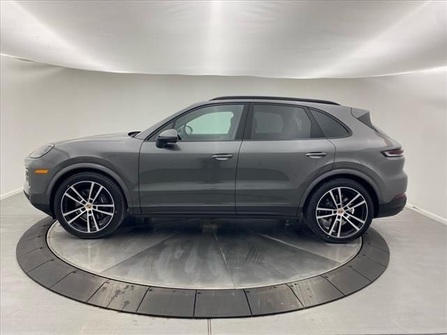 2025 Porsche Cayenne Base