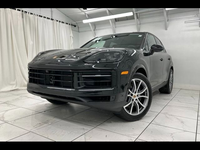 2025 Porsche Cayenne Base