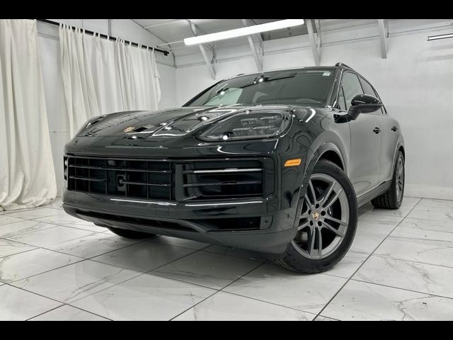 2025 Porsche Cayenne Base