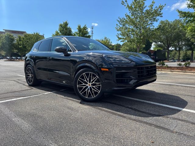 2025 Porsche Cayenne Base