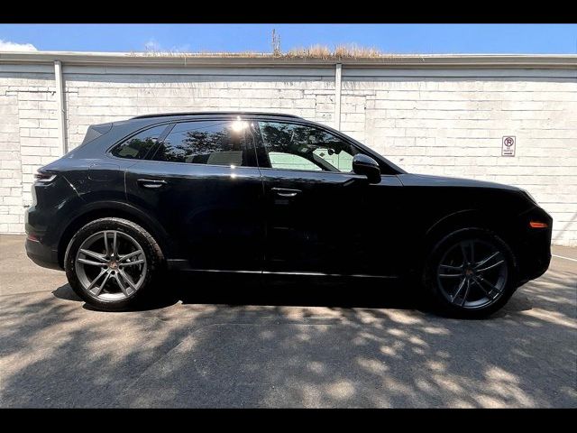 2025 Porsche Cayenne Base