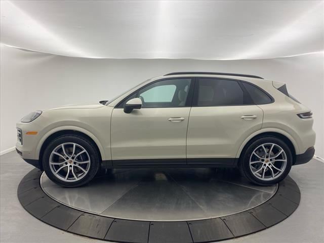 2025 Porsche Cayenne Base