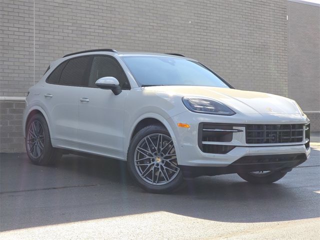 2025 Porsche Cayenne Base