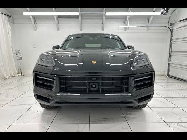 2025 Porsche Cayenne Base