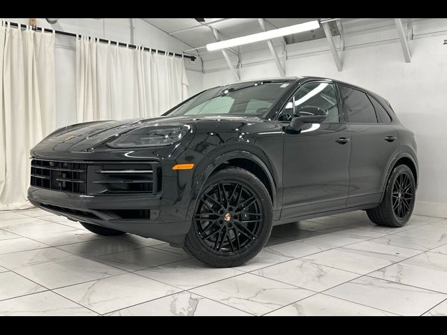 2025 Porsche Cayenne Base