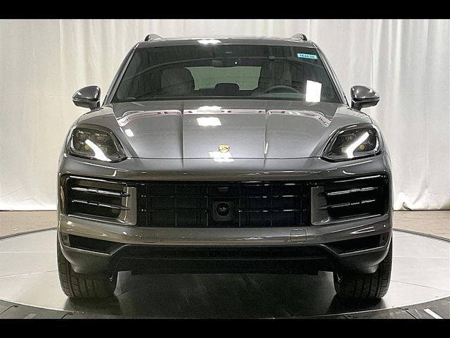 2025 Porsche Cayenne Base