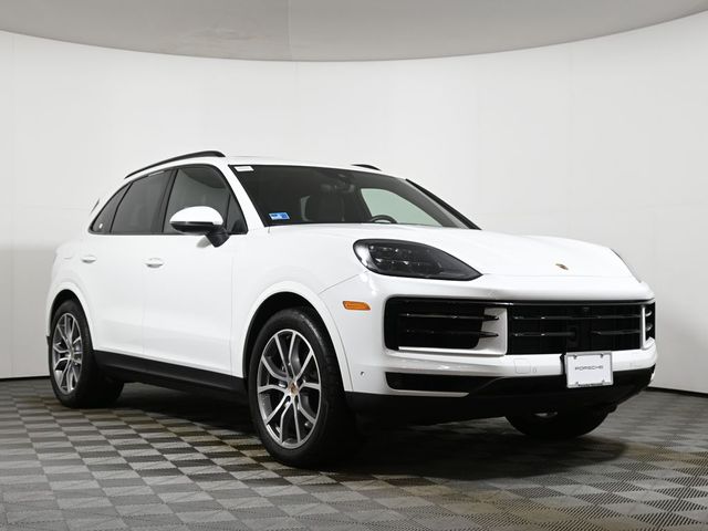 2025 Porsche Cayenne Base